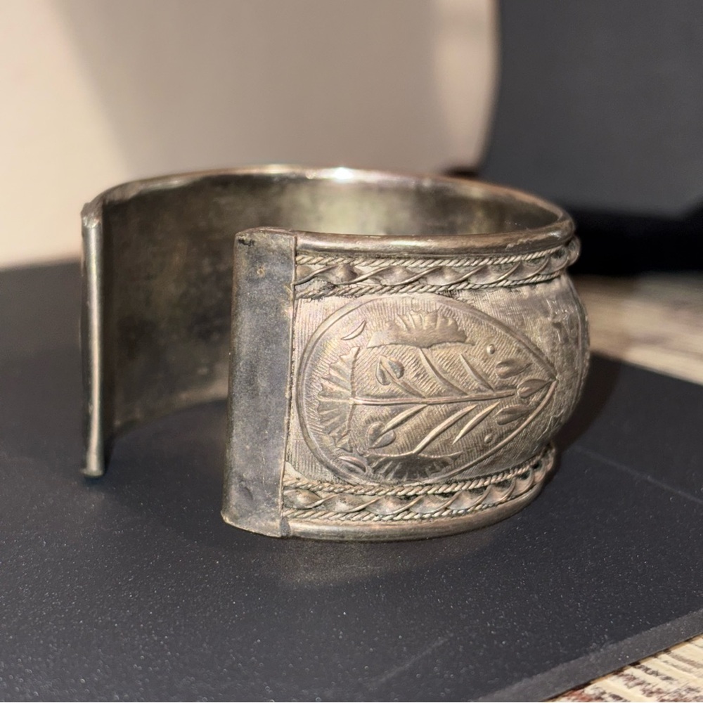 Antique Tribal Engraved Cuff Bracelet - Picture 6 of 8